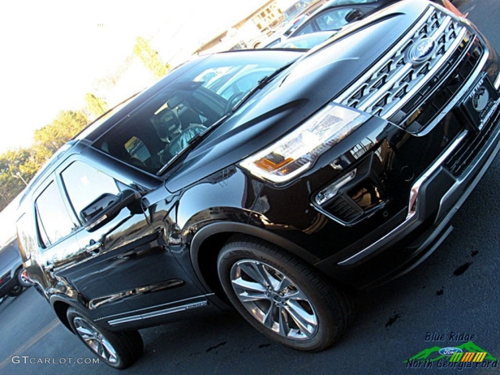 2018 Explorer Limited 4WD - Shadow Black / Ebony Black photo #31