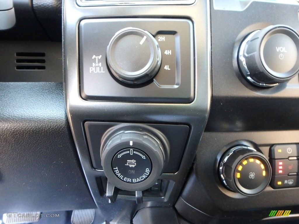 2019 Ford F150 XLT Sport SuperCrew 4x4 Controls Photo #130885635