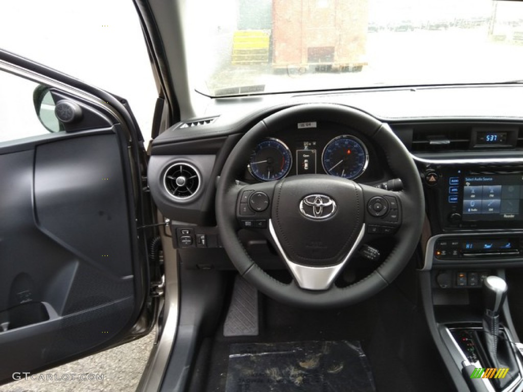 2019 Toyota Corolla XLE Black Steering Wheel Photo #130891645