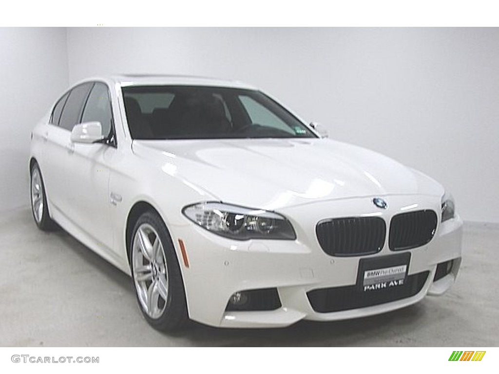 2012 5 Series 550i xDrive Sedan - Alpine White / Cinnamon Brown photo #5