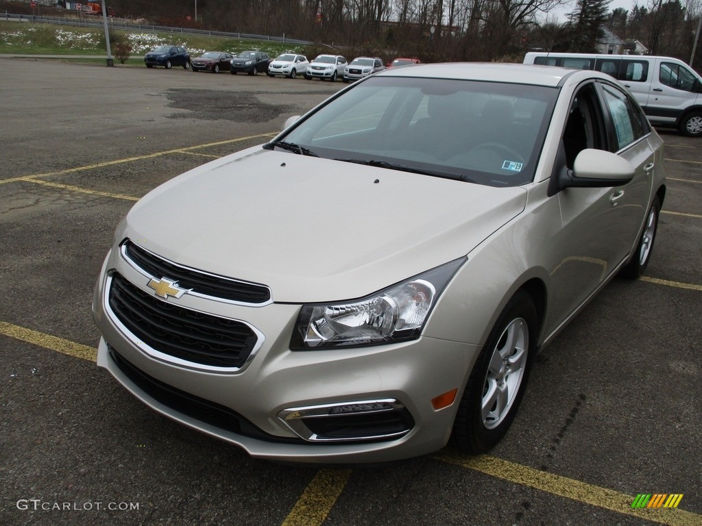 2016 Cruze Limited LT - Champagne Silver Metallic / Jet Black photo #11