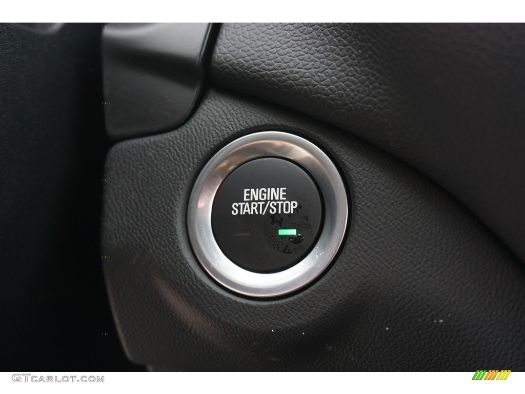 2019 Chevrolet Equinox LT Controls Photo #130902682