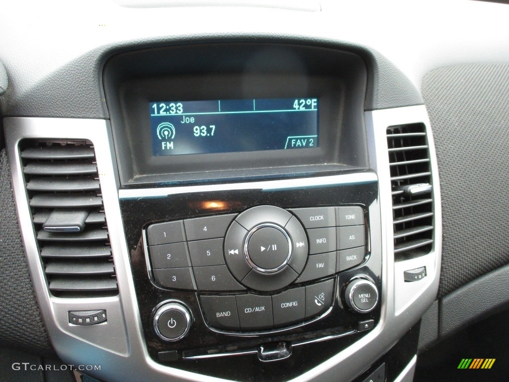 2016 Cruze Limited LT - Champagne Silver Metallic / Jet Black photo #25