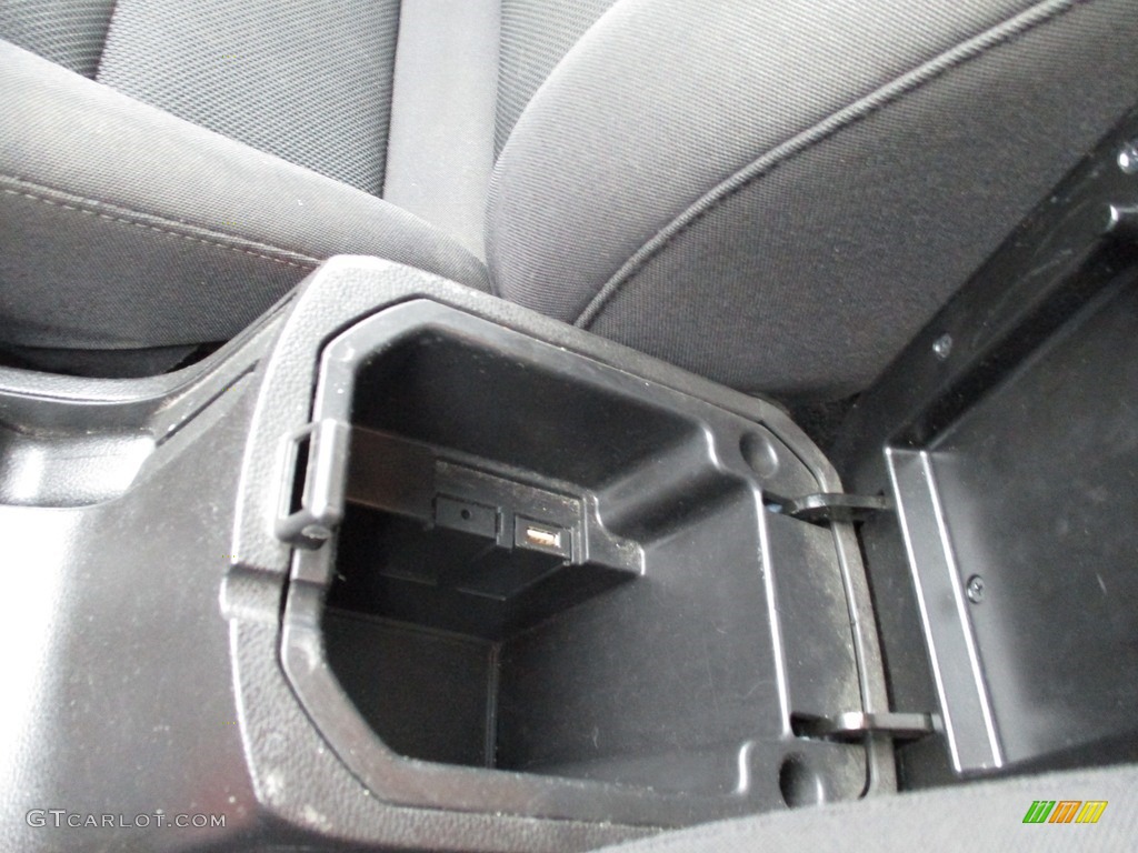 2016 Cruze Limited LT - Champagne Silver Metallic / Jet Black photo #27