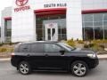 Black - Highlander Sport 4WD Photo No. 2
