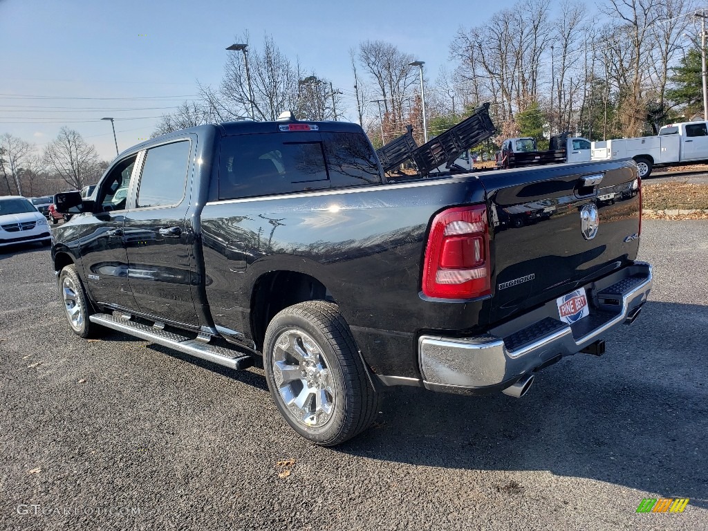 2019 1500 Big Horn Crew Cab 4x4 - Diamond Black Crystal Pearl / Black photo #4