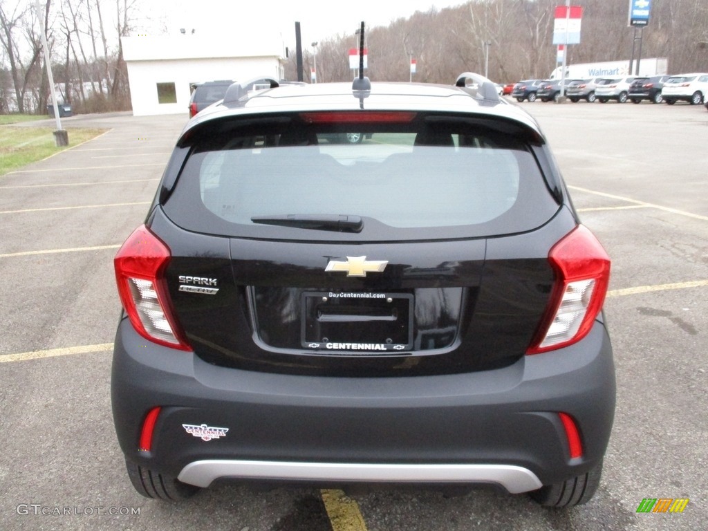 2019 Spark ACTIV - Mosaic Black / Jet Black/­Dark Anderson Silver Metallic photo #3