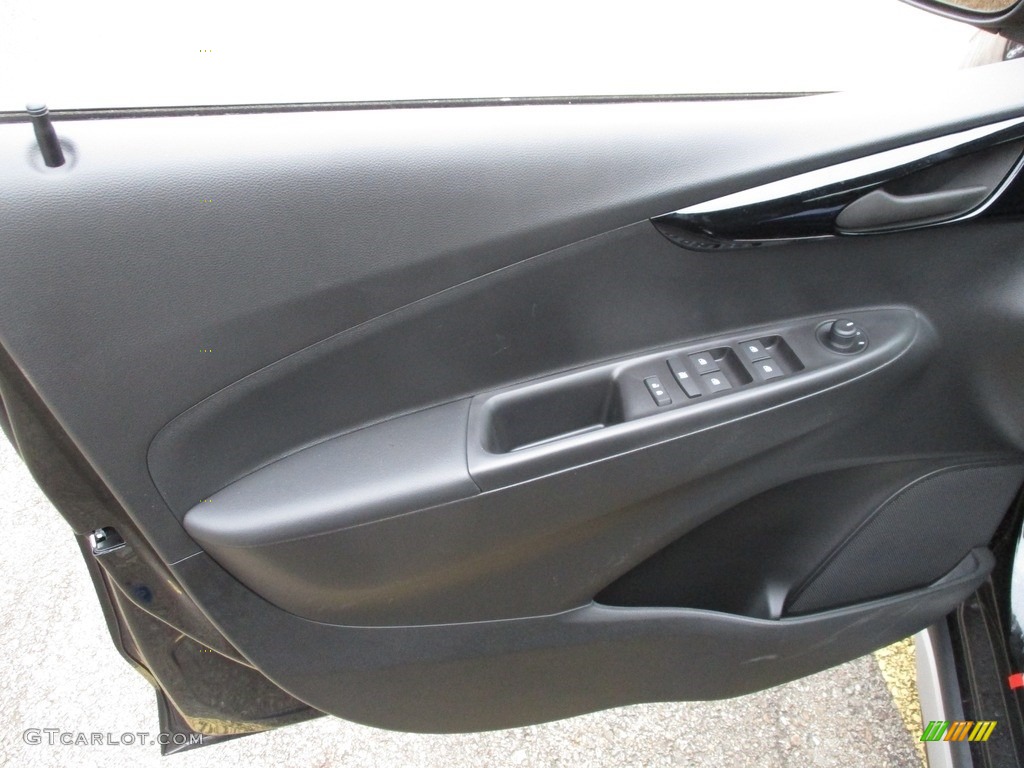 2019 Spark ACTIV - Mosaic Black / Jet Black/­Dark Anderson Silver Metallic photo #7