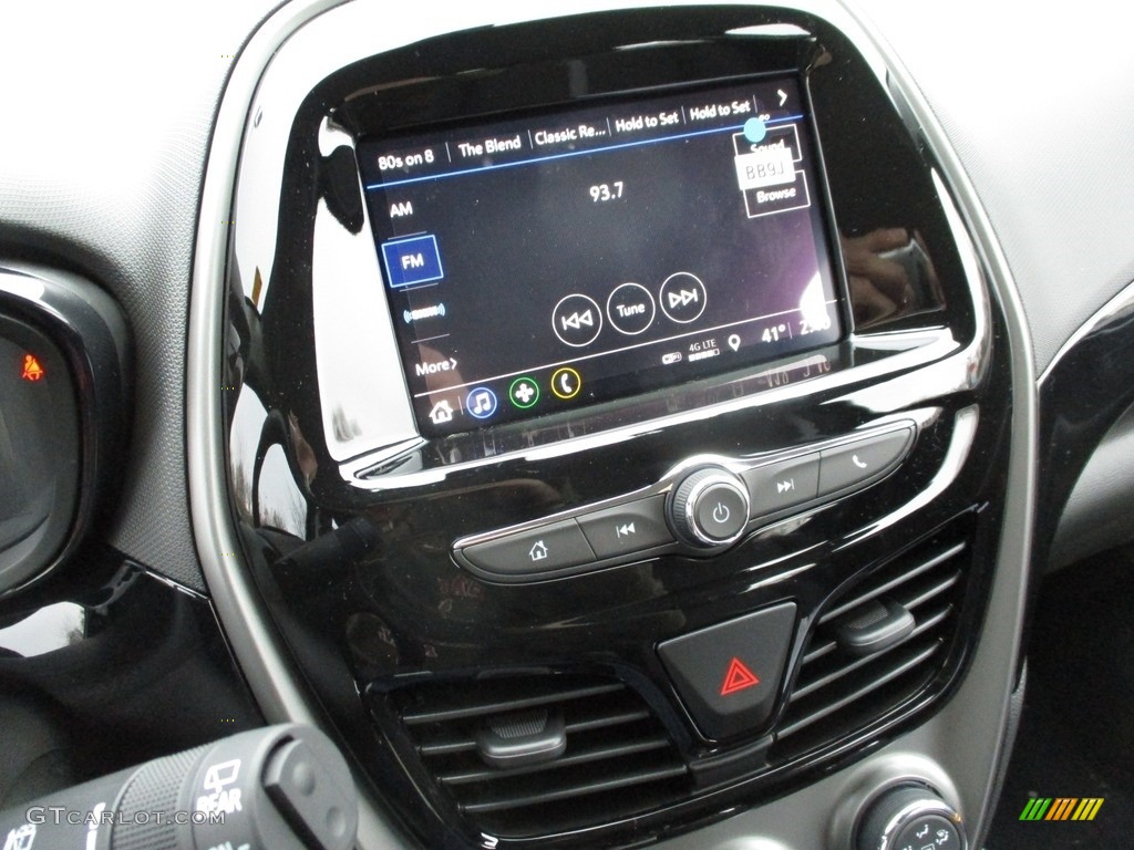 2019 Spark ACTIV - Mosaic Black / Jet Black/­Dark Anderson Silver Metallic photo #12
