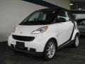 Crystal White - fortwo passion coupe Photo No. 1