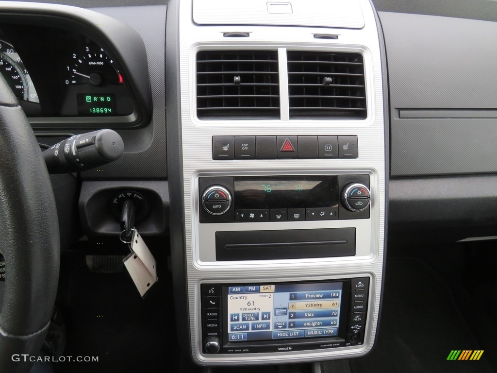 2010 Journey SXT - Brilliant Black Crystal Pearl / Dark Slate Gray photo #43