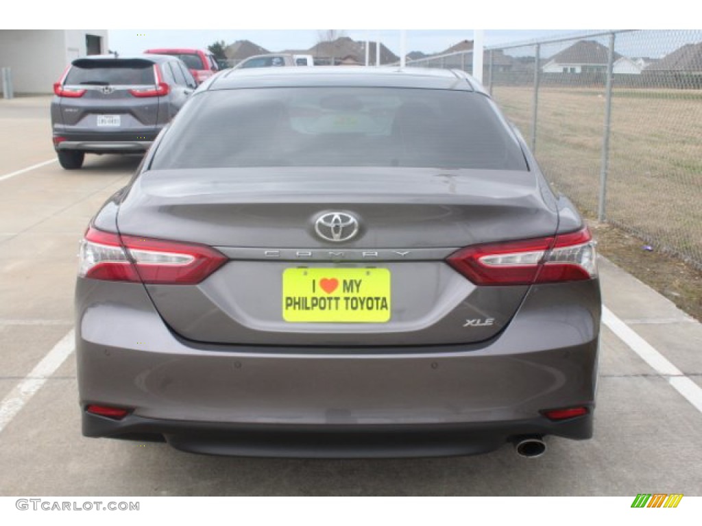 2018 Camry XLE - Predawn Gray Mica / Black photo #7