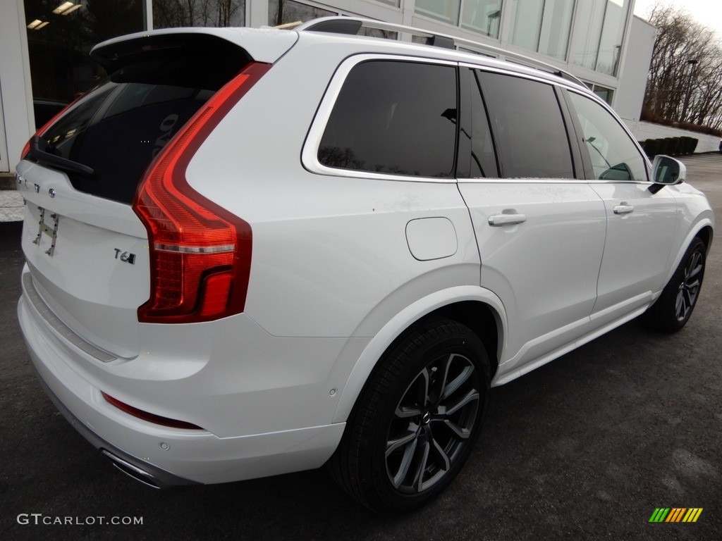 2019 XC90 T6 AWD Momentum - Crystal White Metallic / Amber photo #2