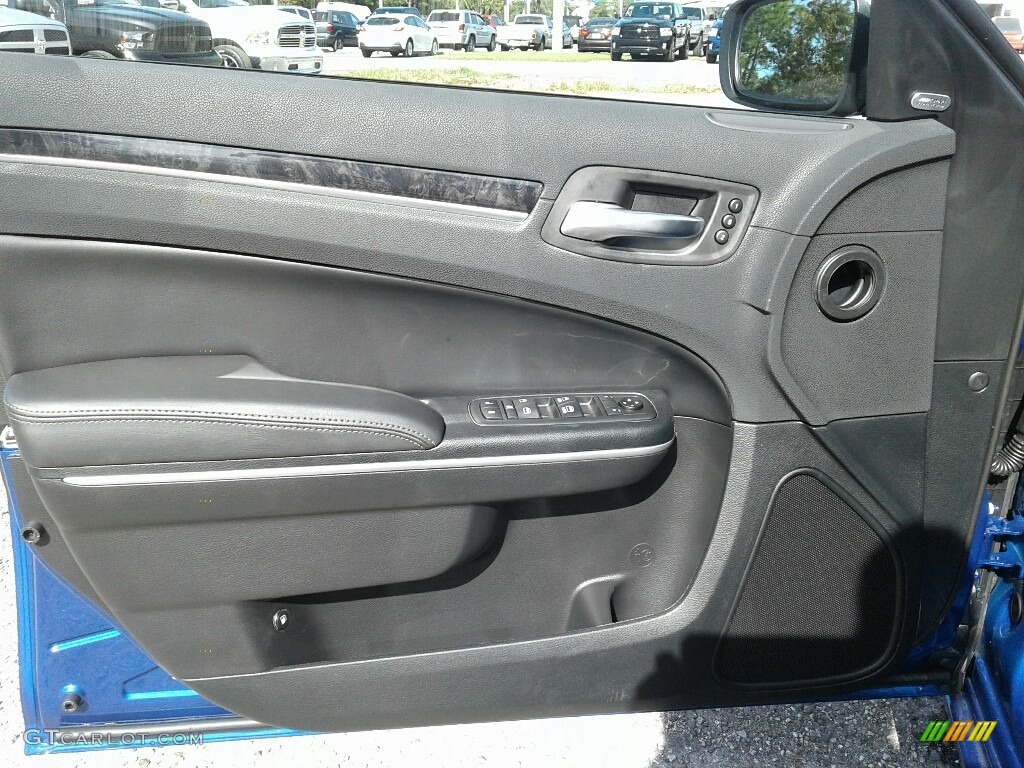2019 Chrysler 300 Limited Black Door Panel Photo #130912822