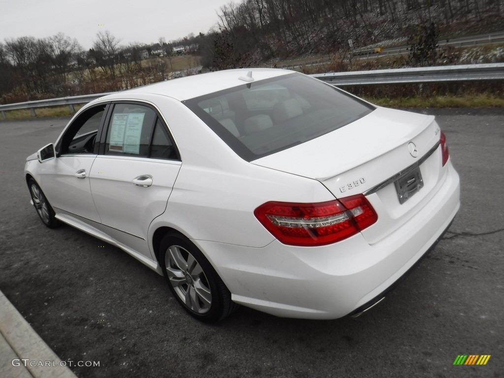 2013 E 350 4Matic Sedan - Diamond White Metallic / Almond/Black photo #9
