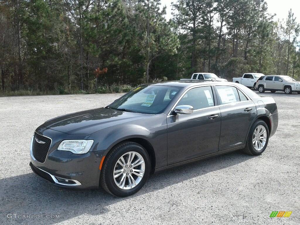 2019 300 Touring - Granite Crystal Metallic / Black photo #1