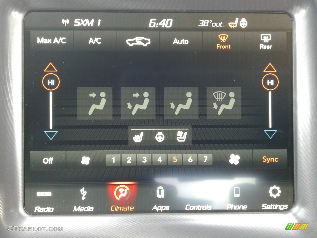 2019 Dodge Challenger R/T Scat Pack Widebody Controls Photo #130914400
