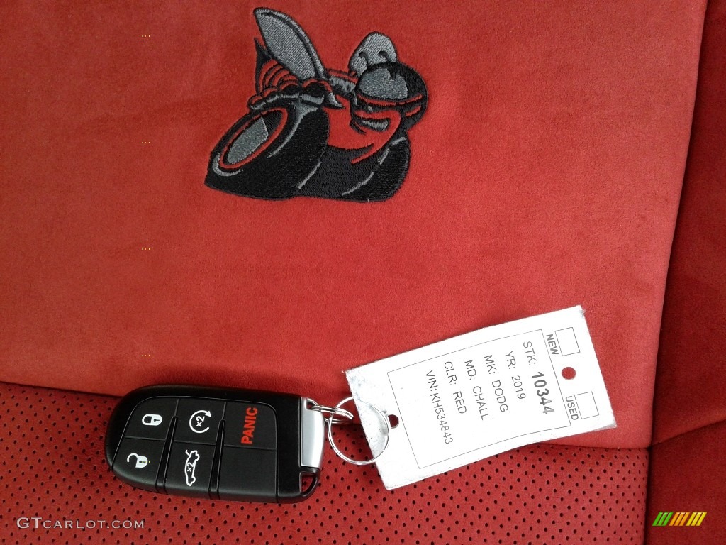 2019 Dodge Challenger R/T Scat Pack Widebody Keys Photo #130914568