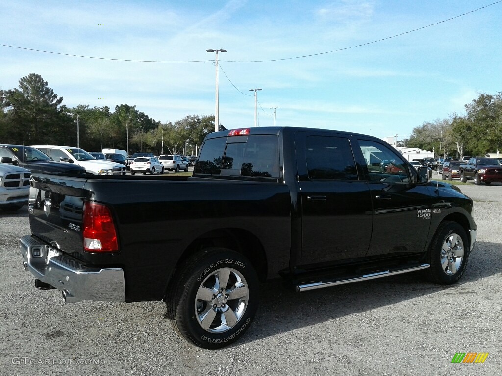 2019 1500 Classic Big Horn Crew Cab 4x4 - Brilliant Black Crystal Pearl / Black/Diesel Gray photo #5