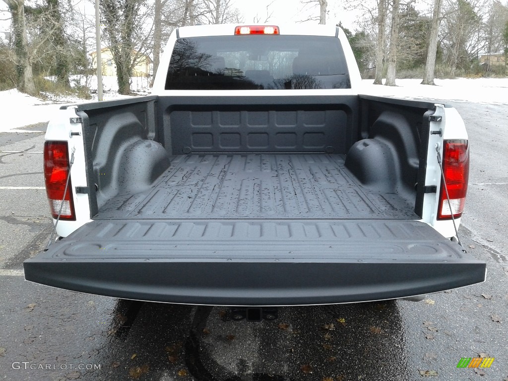 2019 1500 Classic Tradesman Quad Cab - Bright White / Black/Diesel Gray photo #12