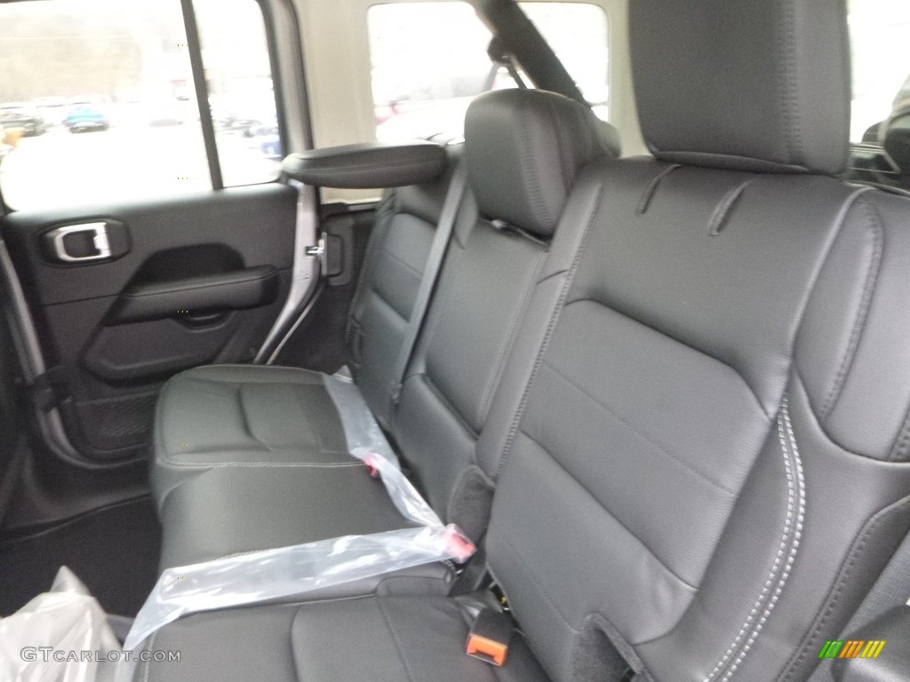 2019 Jeep Wrangler Unlimited Sahara 4x4 Rear Seat Photo #130920010