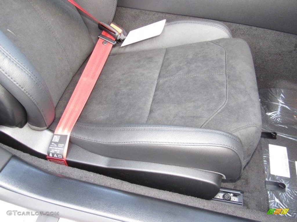 2019 Jaguar F-Type Coupe Front Seat Photo #130924387