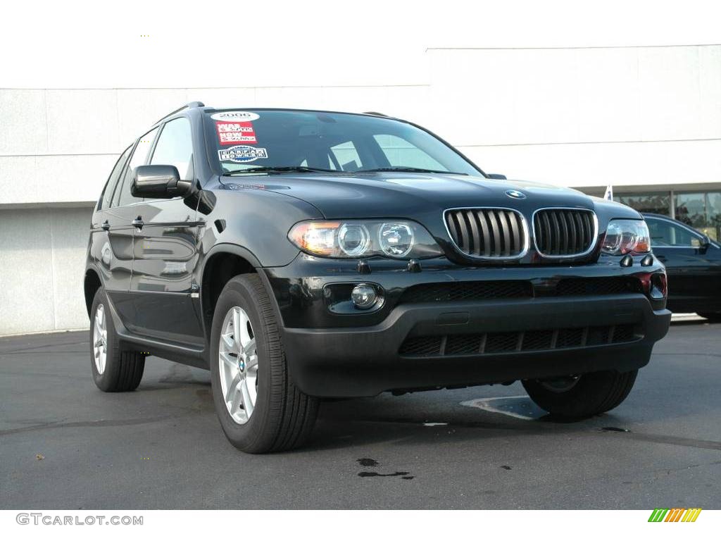 Black Sapphire Metallic BMW X5