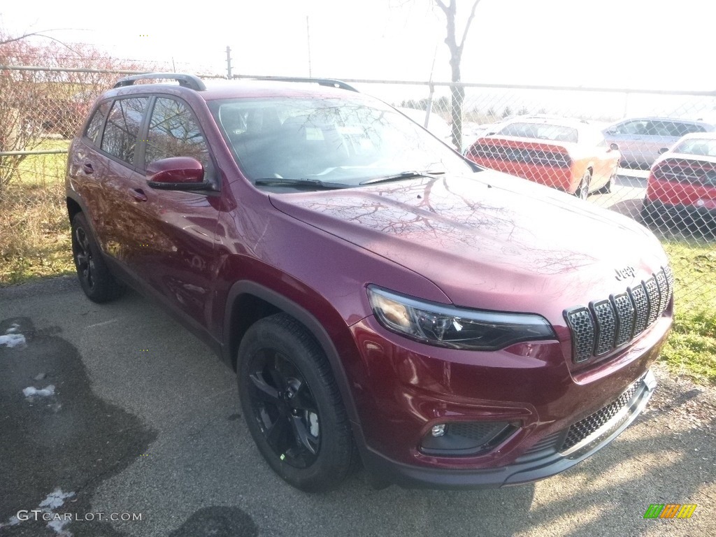 2019 Cherokee Latitude Plus 4x4 - Velvet Red Pearl / Black photo #6