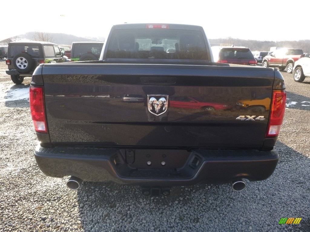 2019 1500 Classic Express Quad Cab 4x4 - Maximum Steel Metallic / Black/Diesel Gray photo #5