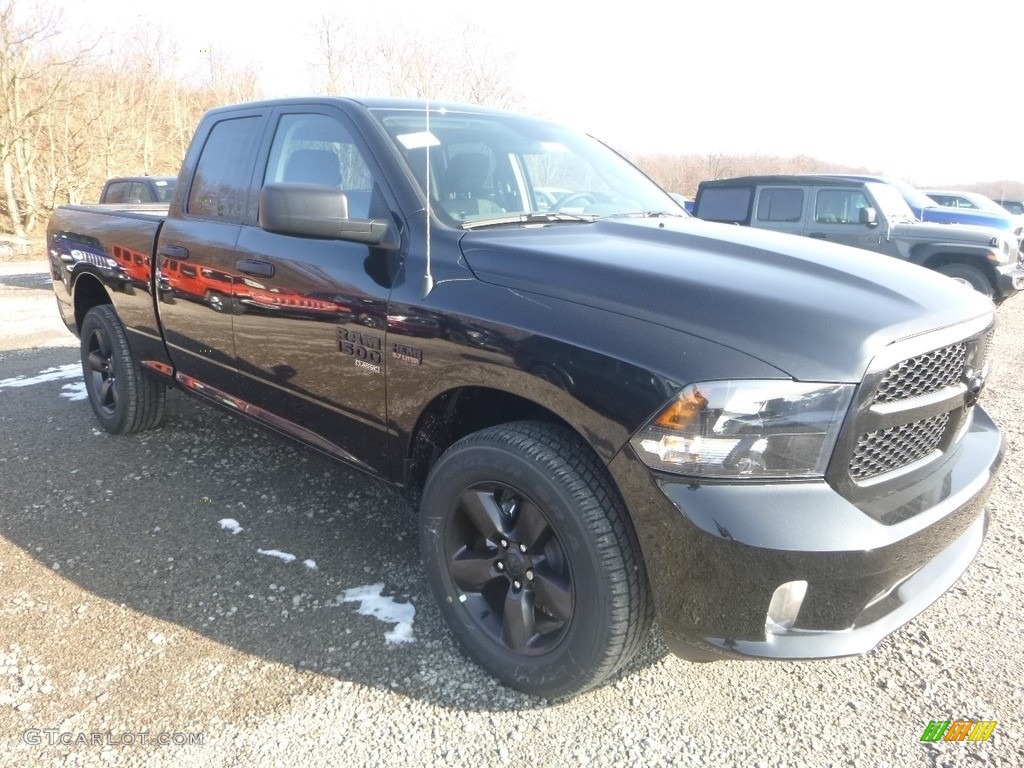 2019 1500 Classic Express Quad Cab 4x4 - Brilliant Black Crystal Pearl / Black/Diesel Gray photo #8
