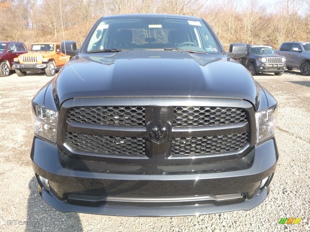 2019 1500 Classic Express Quad Cab 4x4 - Brilliant Black Crystal Pearl / Black/Diesel Gray photo #9