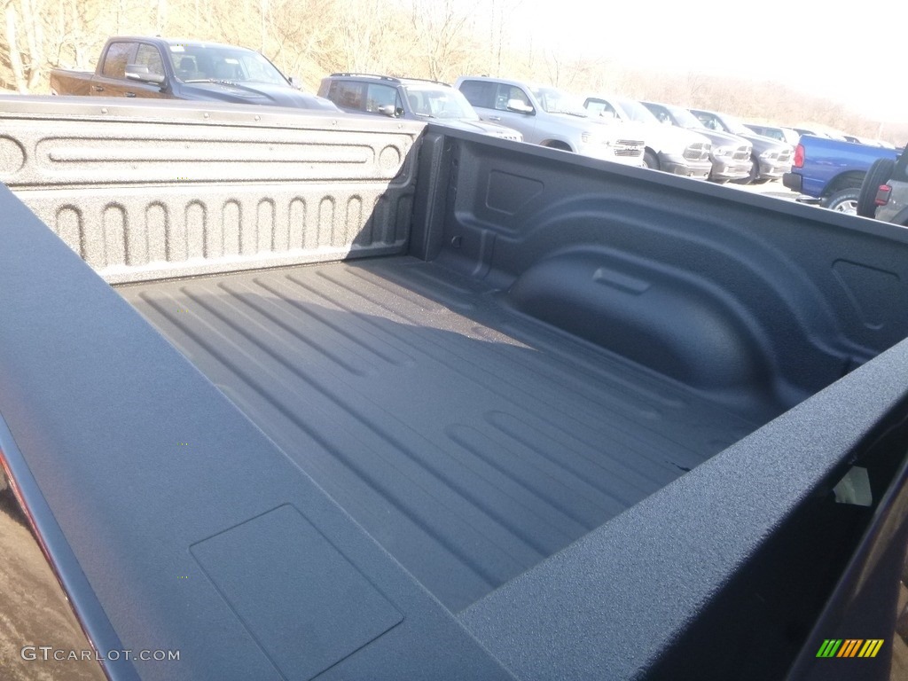 2019 1500 Classic Express Quad Cab 4x4 - Brilliant Black Crystal Pearl / Black/Diesel Gray photo #14