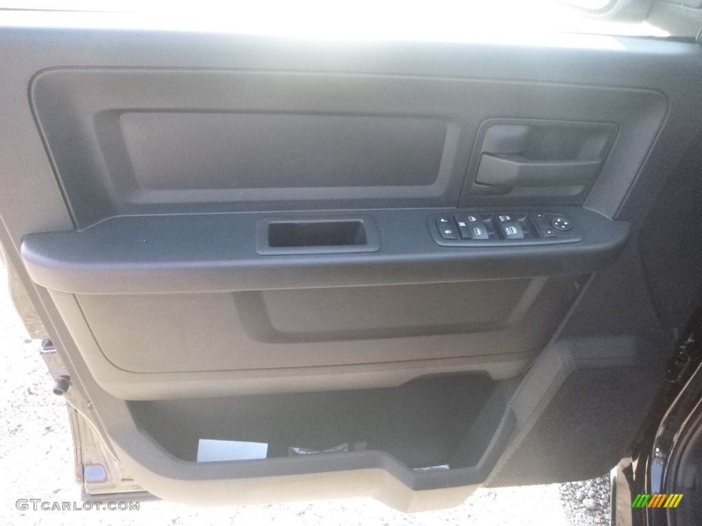 2019 1500 Classic Express Quad Cab 4x4 - Brilliant Black Crystal Pearl / Black/Diesel Gray photo #15