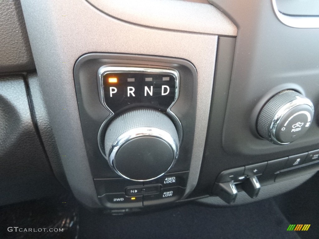 2019 1500 Classic Express Quad Cab 4x4 - Brilliant Black Crystal Pearl / Black/Diesel Gray photo #20