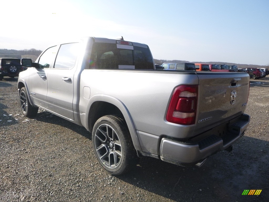 2019 1500 Laramie Crew Cab 4x4 - Bright Silver Metallic / Black photo #4