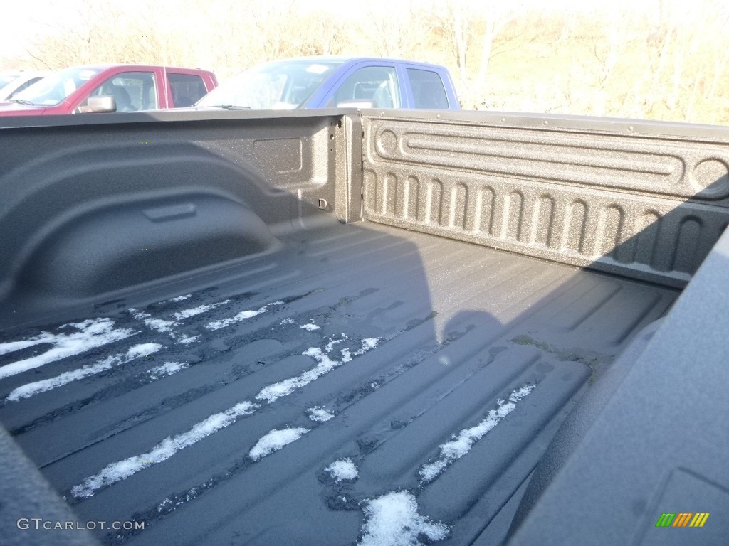 2019 1500 Classic Tradesman Quad Cab 4x4 - Bright Silver Metallic / Black/Diesel Gray photo #12