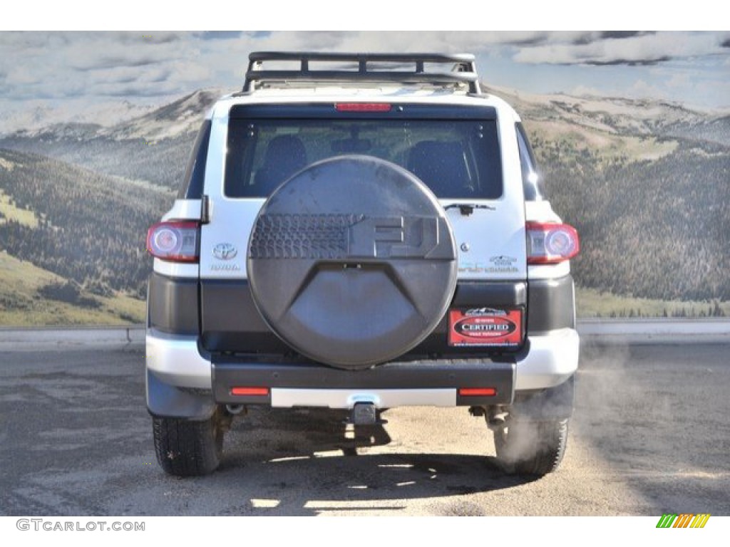 2014 FJ Cruiser 4WD - Iceberg White / Dark Charcoal photo #9