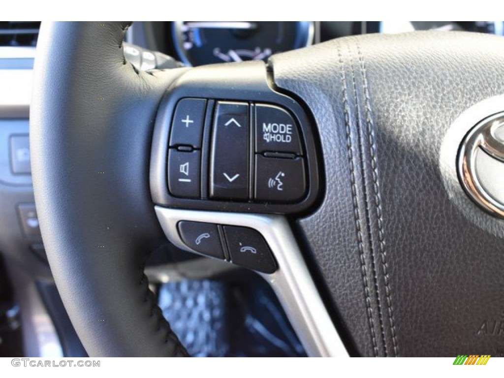 2019 Toyota Highlander Hybrid XLE AWD Black Steering Wheel Photo #130943987