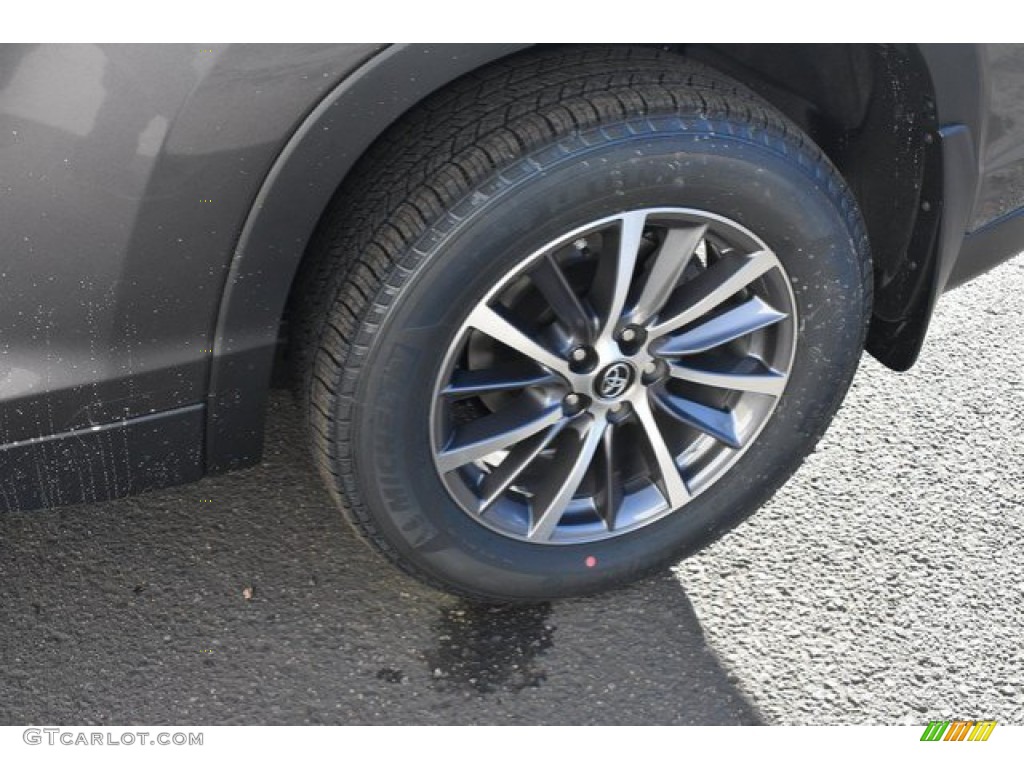 2019 Toyota Highlander Hybrid XLE AWD Wheel Photo #130944097