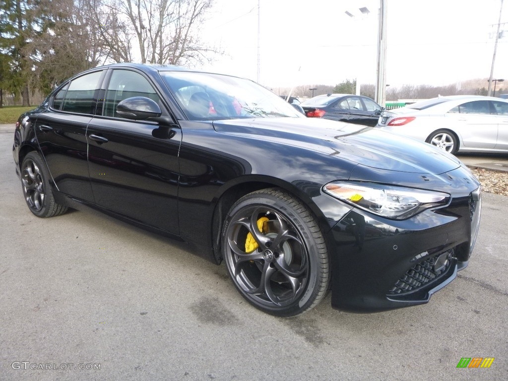 2019 Giulia Ti Sport AWD - Vulcano Black Metallic / Black photo #12