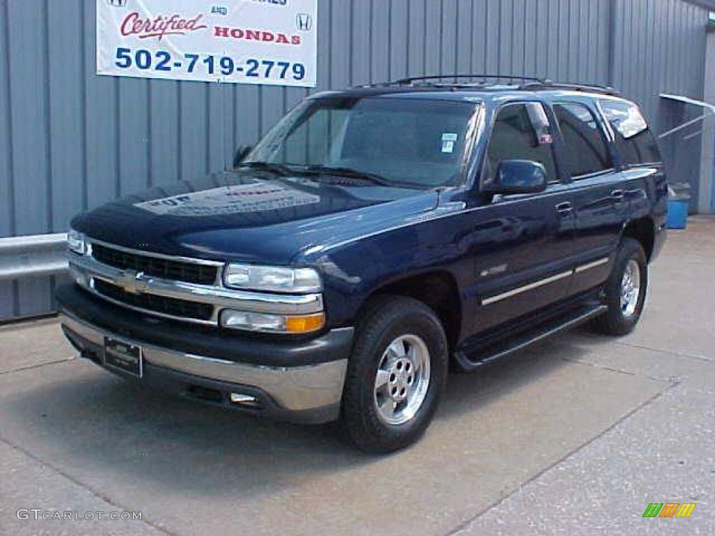 2002 Tahoe 4x4 - Indigo Blue Metallic / Graphite/Medium Gray photo #2