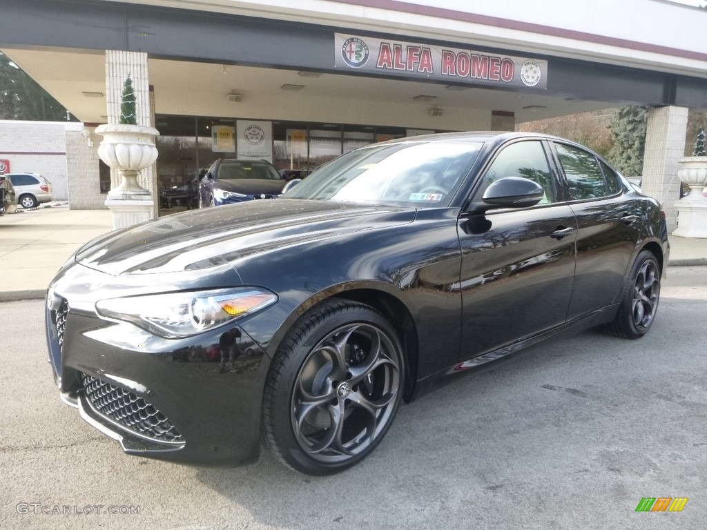 Alfa Black 2019 Alfa Romeo Giulia Sport AWD Exterior Photo #130946683