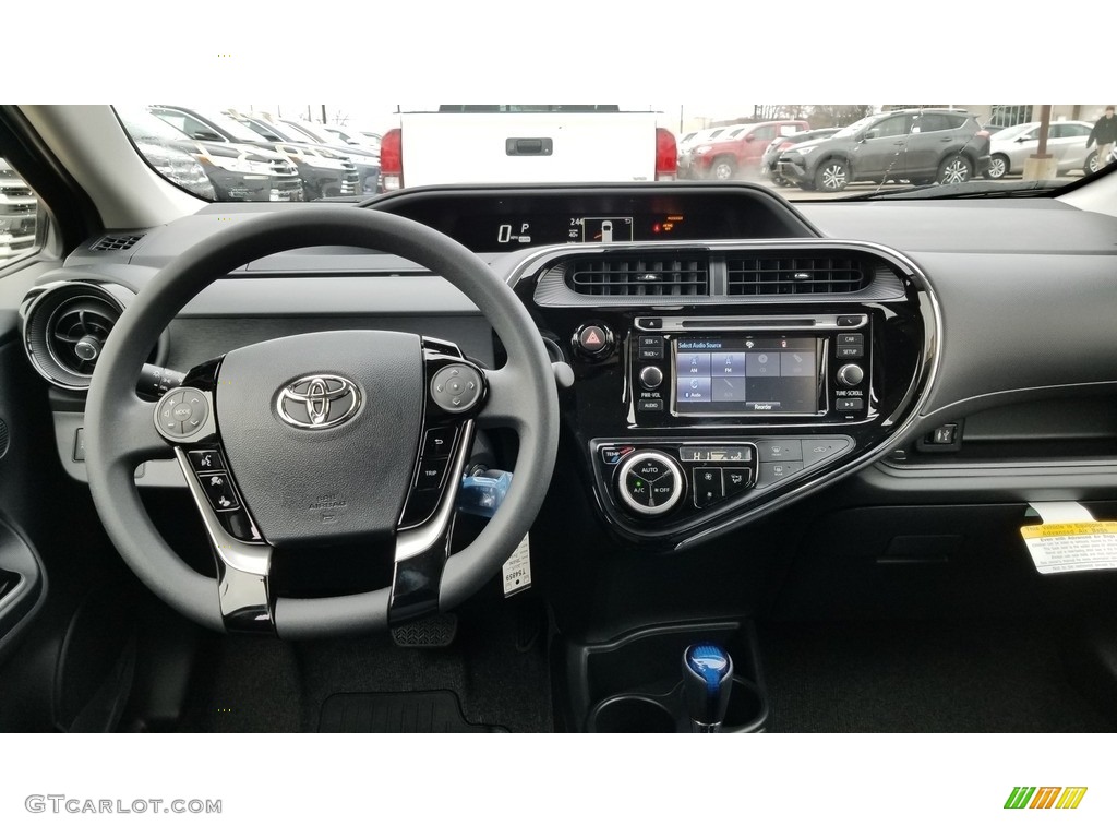2019 Toyota Prius c LE Dashboard Photos