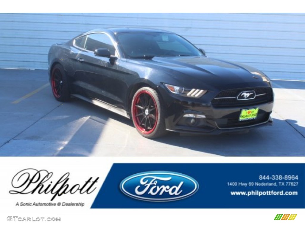 Black Ford Mustang