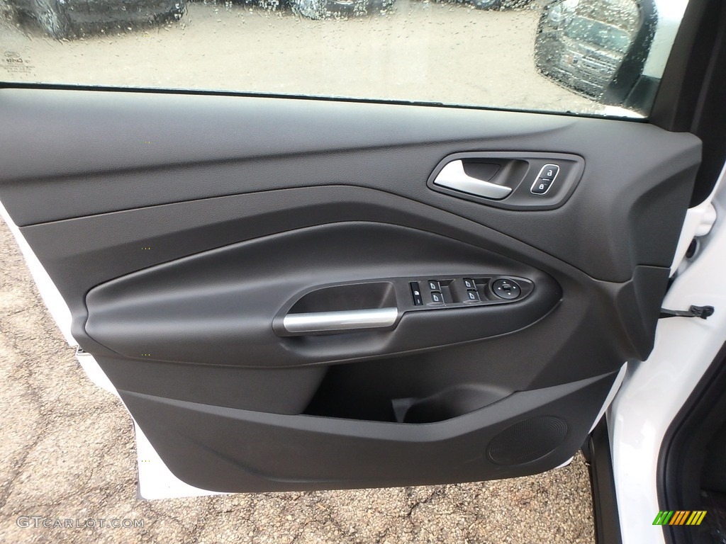 2019 Ford Escape SEL 4WD Door Panel Photos