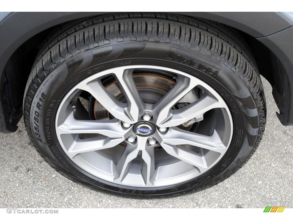 2018 Volvo V60 Cross Country T5 AWD Wheel Photos