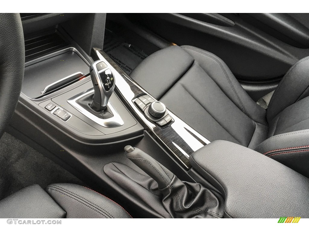 2018 3 Series 330i xDrive Sedan - Alpine White / Black photo #7