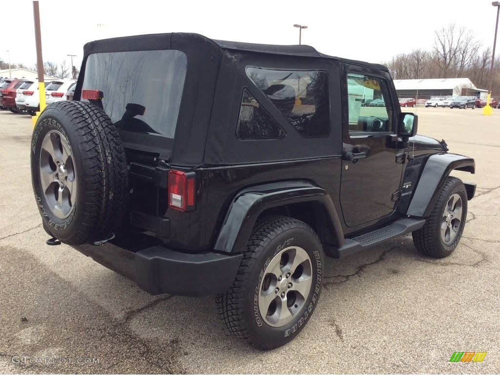 2017 Wrangler Sahara 4x4 - Black / Black photo #6