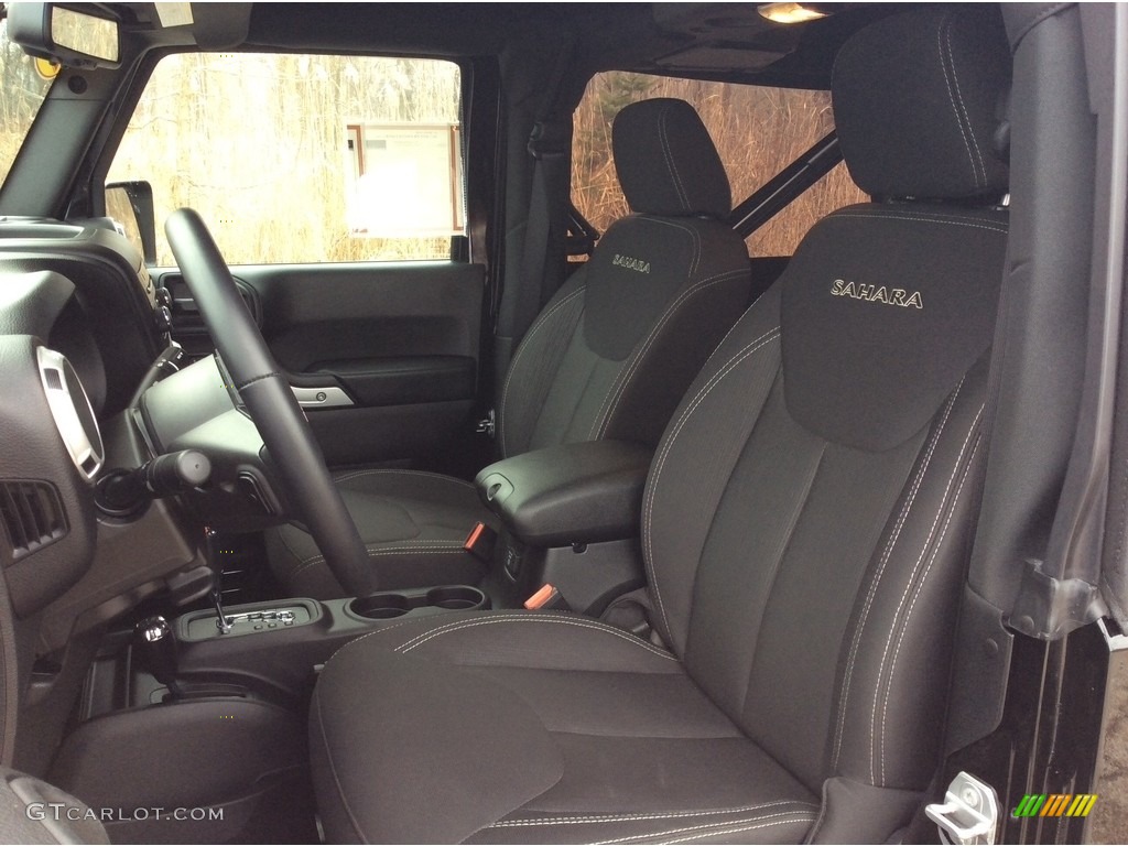 2017 Wrangler Sahara 4x4 - Black / Black photo #15