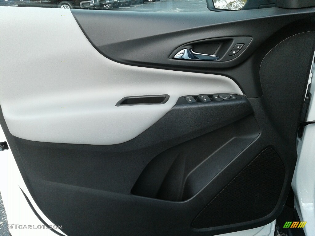 2019 Equinox LT - Summit White / Medium Ash Gray photo #17